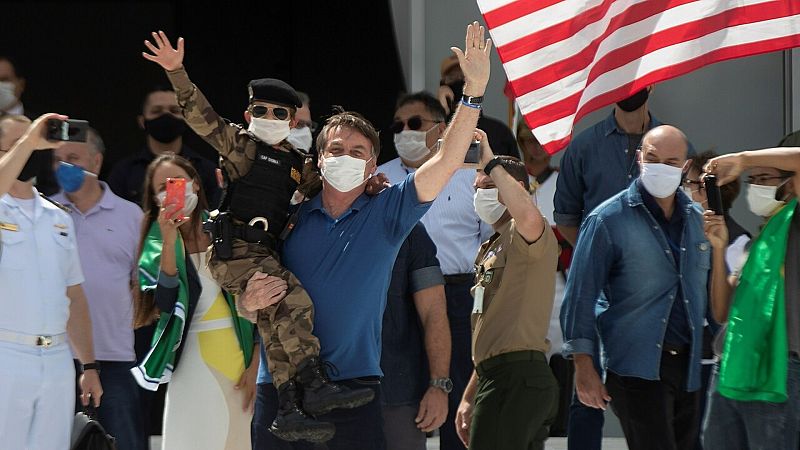 24 horas fin de semana - 20 horas - Bolsonaro se manifiesta y vuelve a criticar las medidas de distanciamiento y Brasil se convierte en epicentro de la pandemia en Latinoamerica - Escuchar ahora 