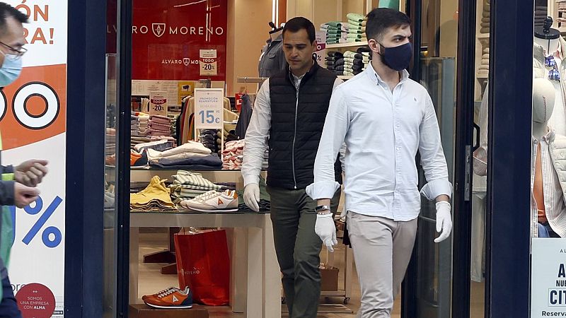  Todo noticias mañana - Confederación Comercio: "Ha habido mucha confusión con los decretos del Gobierno y las fases" - Escuchar ahora