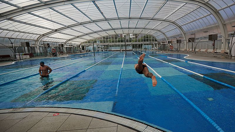 14 horas - Las restricciones de Sanidad ponen en duda la apertura de piscinas - Escuchar ahora