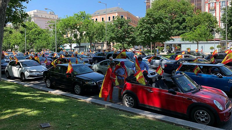 14 horas fin de semana - Abascal llama a los ciudadanos a mantener la tensión en las calles - Escuchar ahora 