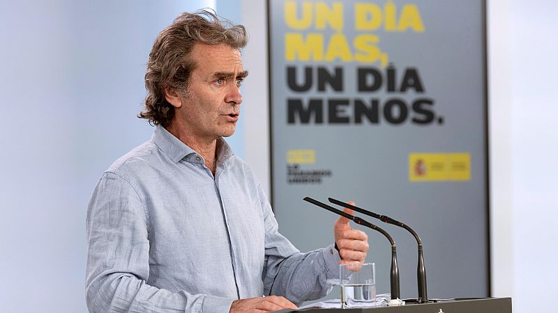 Boletines RNE - Los datos de Sanidad introducen cambios que disminuyen el número de fallecidos en casi 2.000 personas - Escuchar ahora