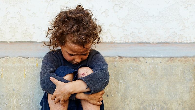  Las mañanas de RNE con Íñigo Alfonso - España es el segundo país con mayor tasa de pobreza infantil de Europa, según OXFAM - Escuchar ahora