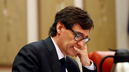 Boletines RNE - Boletines RNE - Ceuta podría volver a la fase 0 por un rebrote - Escuchar ahora