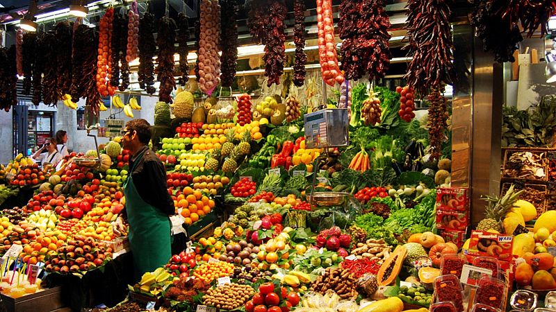 24 horas fin de semana - 20 horas - Fruterías y supermercados los precios más caros en confinamiento - Escuchar ahora 