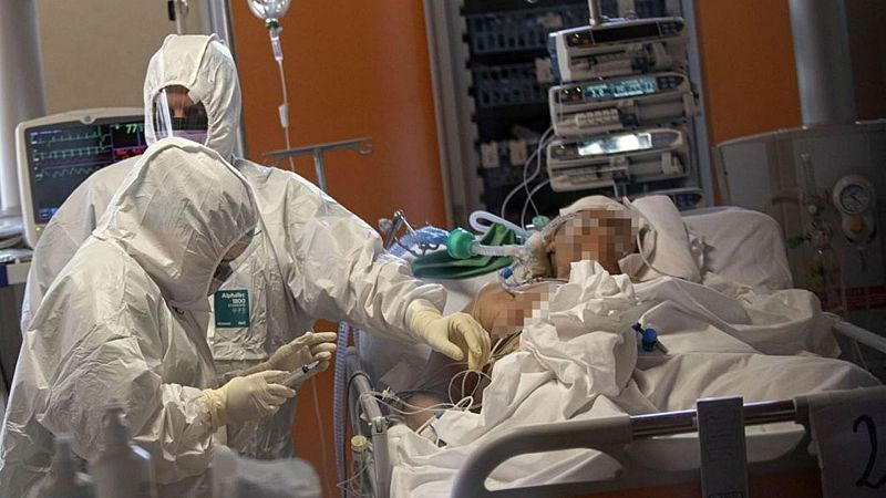  Las mañanas de RNE con Íñigo Alfonso -  Pau Mateo, médico español en Italia: "Hay prisas por abrir el país" - Escuchar ahora