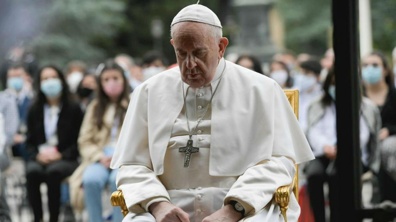  Boletines RNE - Francisco: "No podemos cerrar los ojos ante el racismo" - Escuchar ahora