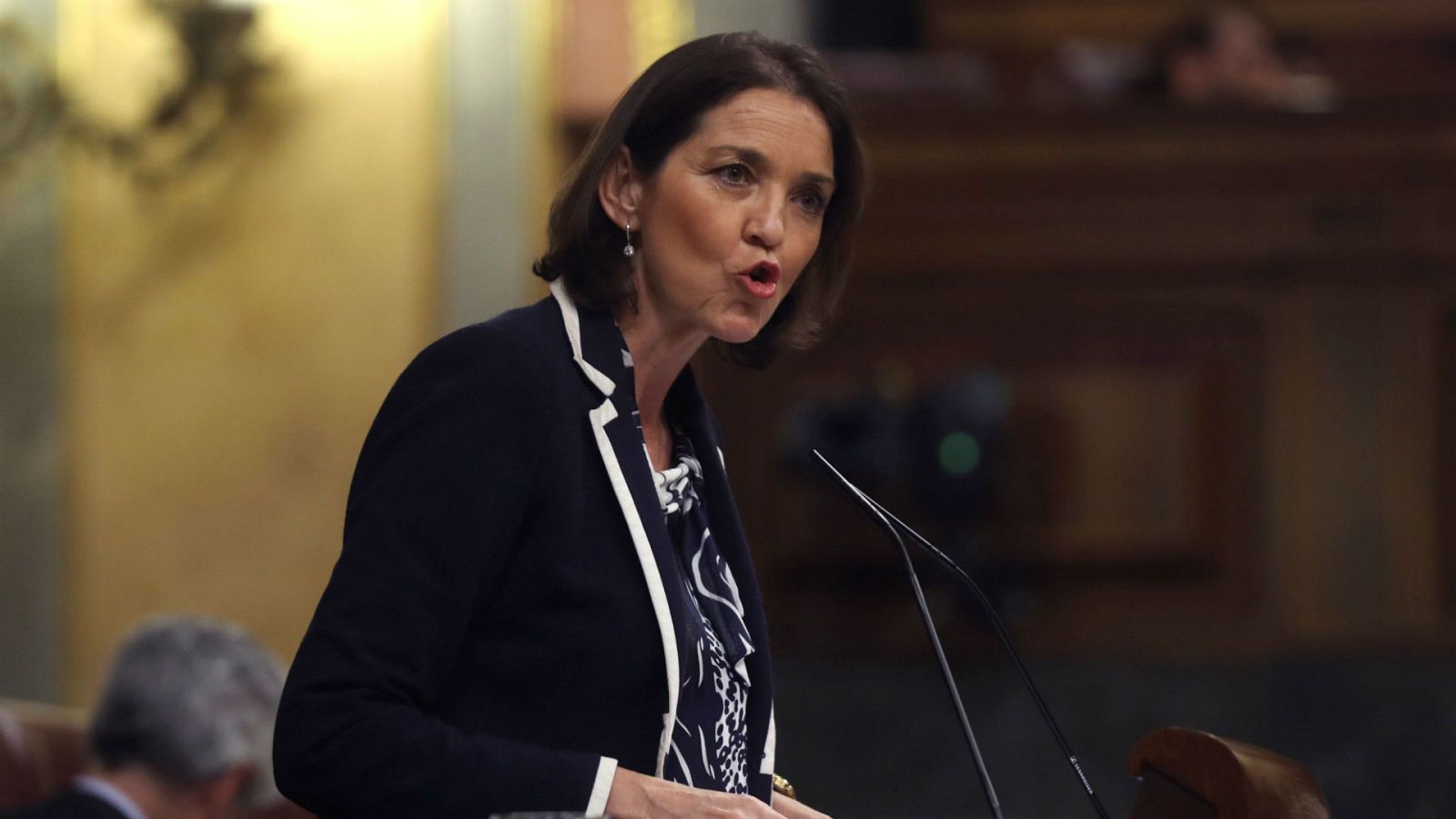 14 horas - Gobierno rectifica: la apertura de fronteras terrestres será el 1 de julio - Escuchar ahora