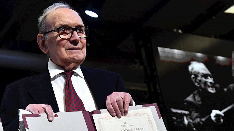 España a las 8 Fin de Semana - Ennio Morricone agradece el premio Princesa de Asturias de las Artes compartido con John Williams - Escuchar ahora