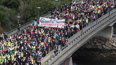 14 horas fin de semana- Unas 17.000 personas piden futuro para Alcoa San Cibrao - Escuchar ahora