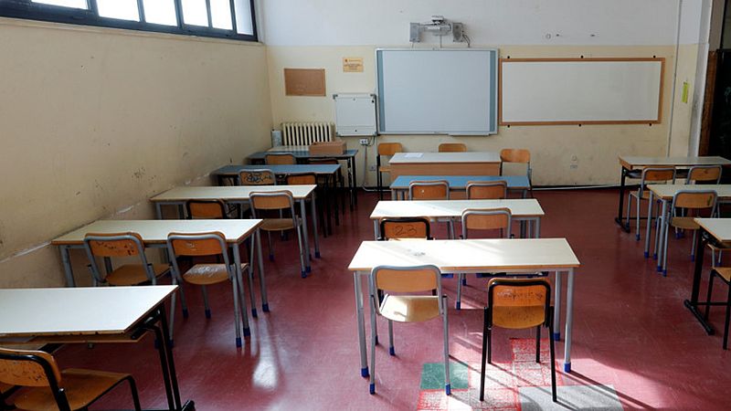 24 horas fin de semana - 20 horas - Los sindicatos de enseñanza califican de irresponsable y precipitado la vuelta a las aulas en Madrid - Escuchar ahora