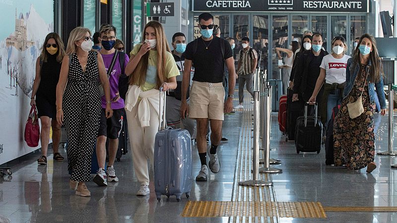 Boletines RNE - La OCDE alerta de que España será el país que más sufrirá si hay un rebrote del coronavirus - Escuchar ahora