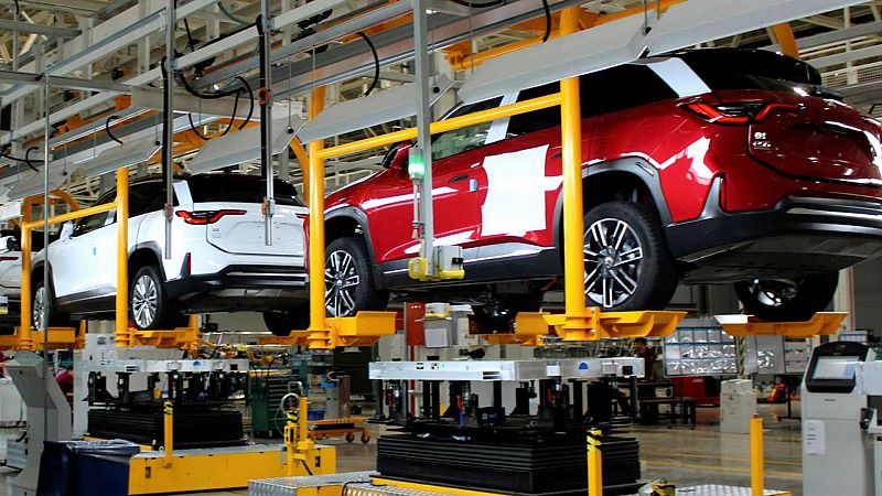  14 horas - El Gobierno, al rescate del sector del automóvil: ayudas de hasta 4000 euros para comprar coche nuevo - Escuchar ahora