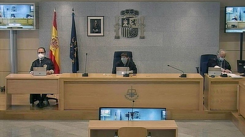  Boletines RNE - La defensa de Trapero dice en el juicio que el 1-O era imparable - Escuchar ahora