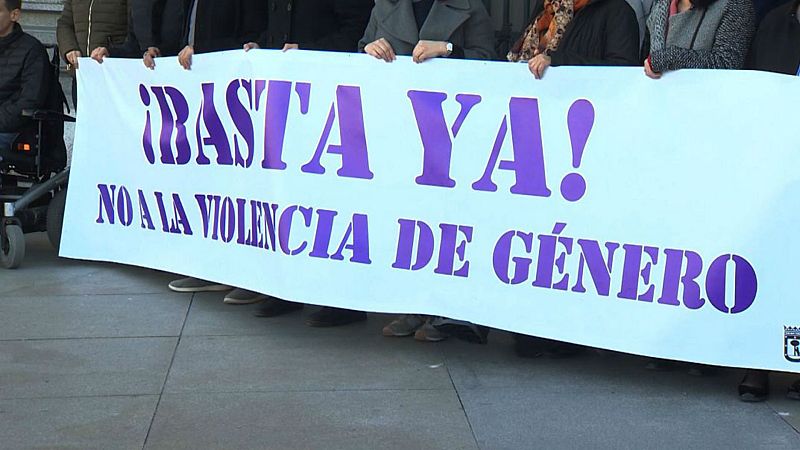 Boletines RNE - Seis de cada 10 víctimas de la violencia machista convivía con su agresor - Escuchar ahora