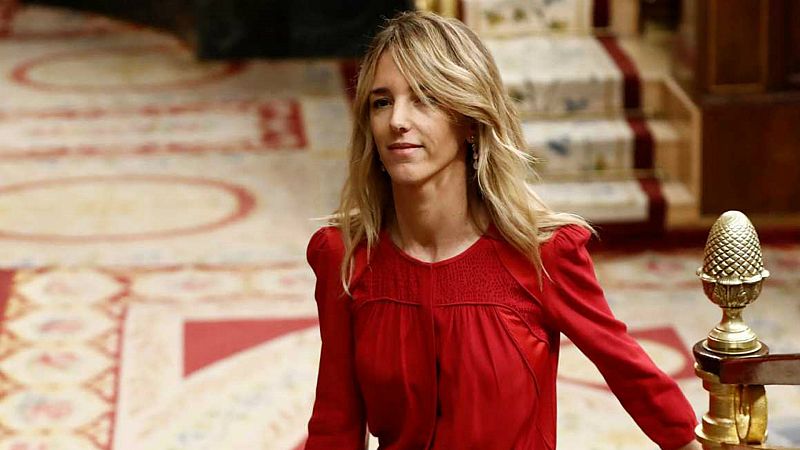 Boletines RNE - El padre de Pablo Iglesias demanda a Álvarez de Toledo por llamarle "terrorista" - Escuchar ahora