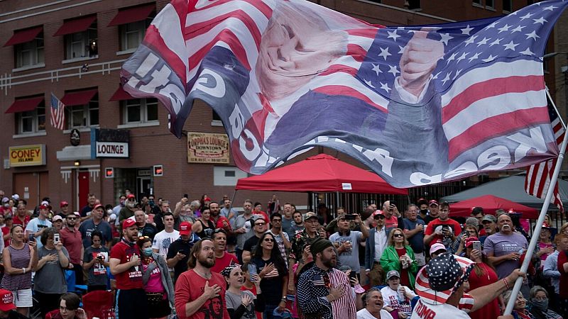 24 horas fin de semana - 20 horas - Reaparición electoral de Trump con la crisis Covid-19 y las protestas antirracistas - Escuchar ahora 