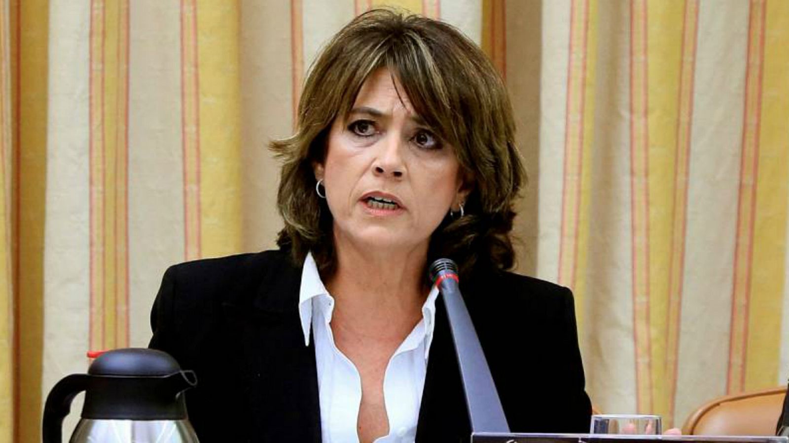 Boletines RNE - La Fiscalía General investigará a un fiscal del 'caso Villarejo' por posibles filtraciones a una abogada de Podemos - Escuchar ahora