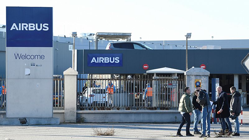 Boletines RNE - Sánchez dice que el Gobierno trabaja con Airbus "para sostener el empleo en España" - Escuchar ahora