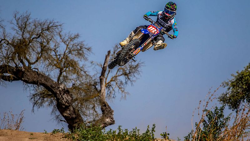 Con el motocross arranca la competición motociclista - Escuchar ahora