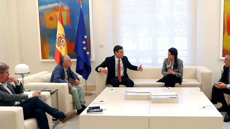  Boletines RNE - Gobierno, sindicatos y patronal acuerdan un pacto por el empleo - Escuchar ahora