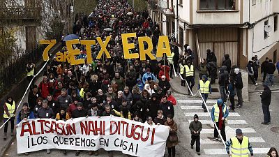 Boletines RNE - Salen de prisin tres de los condenados en el `caso Alsasua - Escuchar ahora