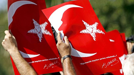 España a las 8 fin de semana