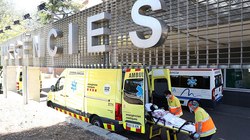 24 horas fin de semana - 20 horas - El hospital de Arnau de Vilanova abrirá una segunda sala Covid-19 y más plazas UCI ante un previsible aumentos de contagios - Escuchar ahora 