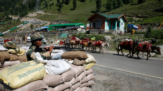 Reportajes 5 continentes -  Reportajes 5 Continentes - ¿Por qué se enfrentan China e India por el valle de Galwan? - Escuchar ahora