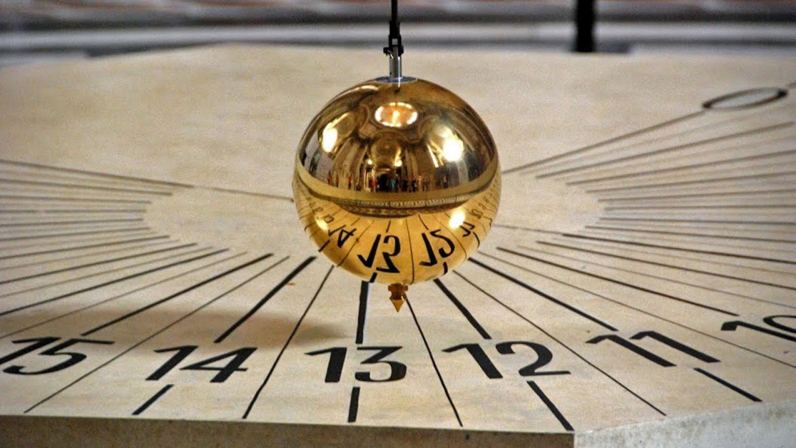 Respuestas de la ciencia - ¿Qué es el péndulo de Focault? - 16/07/20  - Escuchar ahora