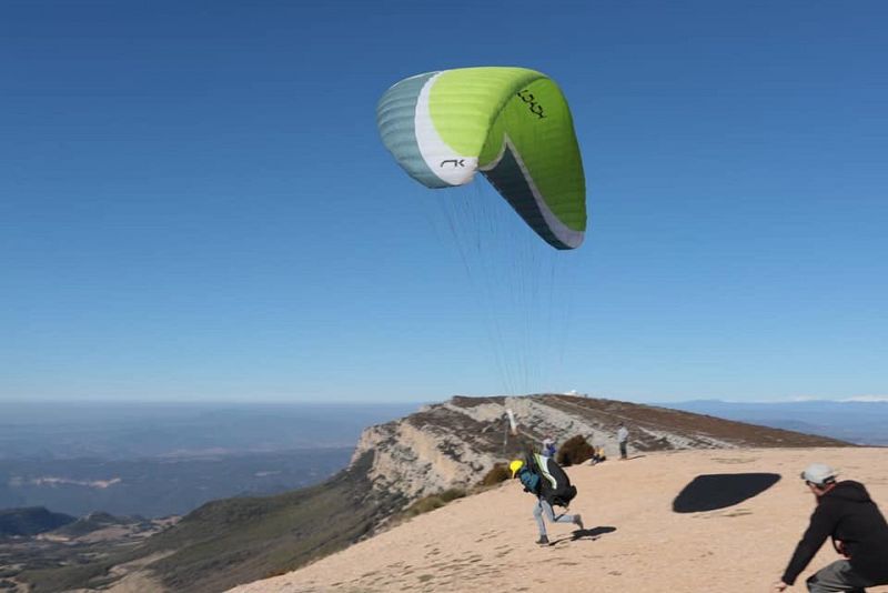 Més que esport - D'Àger al cel! Volem amb #parapent i conversem amb un dels pioners, en Gustavo Pérez