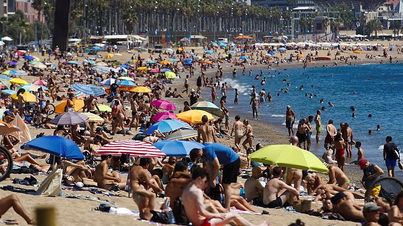 24 horas fin de semana - 20 horas - El comité técnico del Procicat se reúne con los alcaldes del área metropolitana - Escuchar ahora 