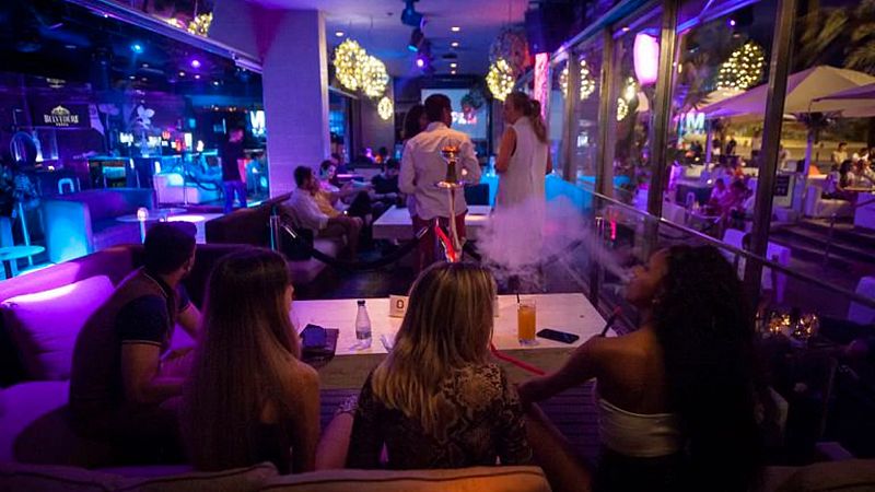 14 horas fin de semana - Los locales de ocio de Barcelona recurrirán a la justicia para revocar el cierre - Escuchar ahora 