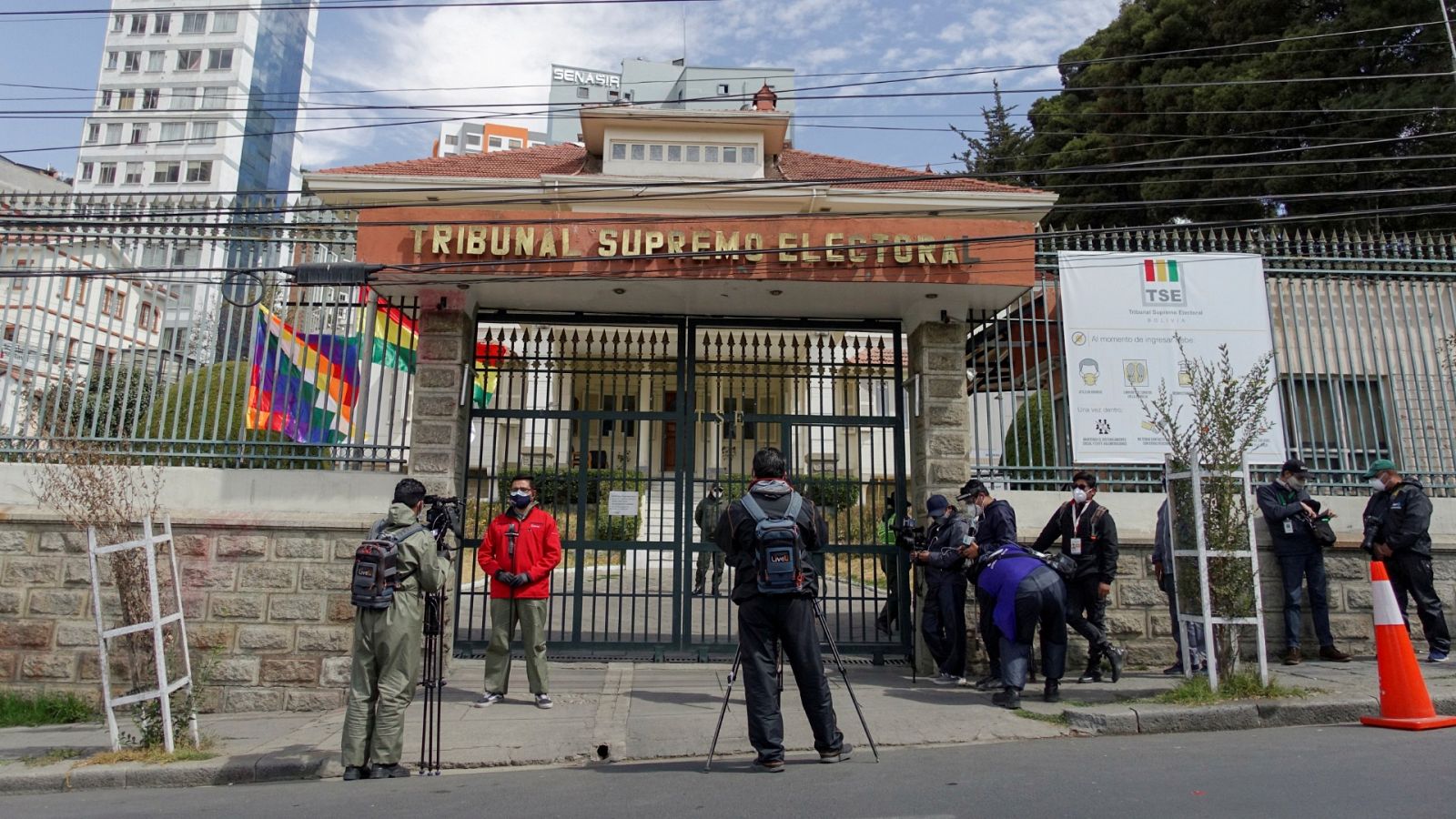 Reportajes 5 Continentes - Aplazadas por segunda vez las elecciones en Bolivia - Escuchar ahora