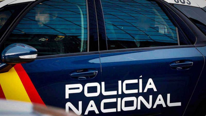 Boletines RNE - Desarticulada en Tenerife una red de narcotráfico: hay 17 detenidos - Escuchar ahora