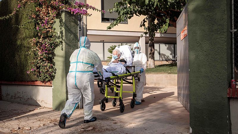 Boletines RNE - 66 contagiados y dos fallecidos por COVID-19 en una residencia de mayores de Teruel