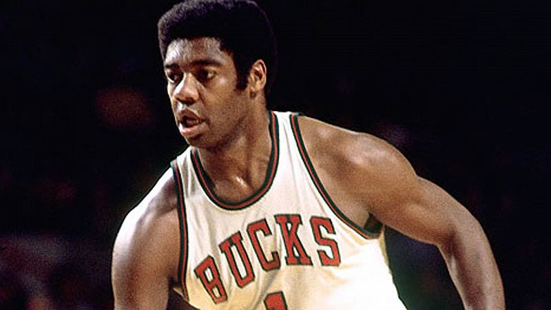 Afroamérica - Oscar Robertson - 30/07/20 - Escuchar ahora