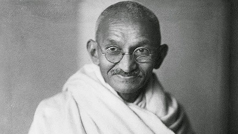 Cinco continentes - Gandhi: cien años de lucha - Escuchar ahora