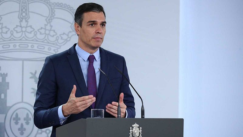 Boletines RNE - Sánchez llama a defender la Constitución y la Monarquía parlamentaria en una carta a los militantes - Escuchar ahora