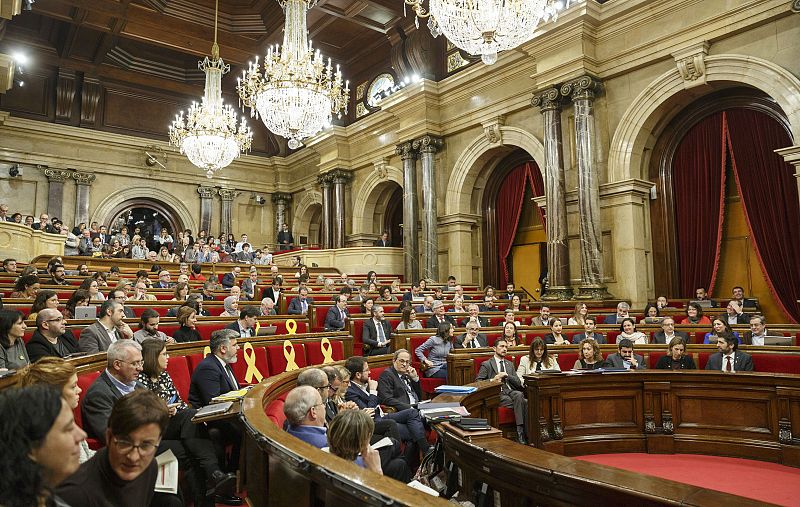 Las mañanas de RNE con Ínigo Alfonso - Nacho Martín Cs: "El debate sobre la Corona en el Parlament no debe celebrarse" - Escuchar ahora