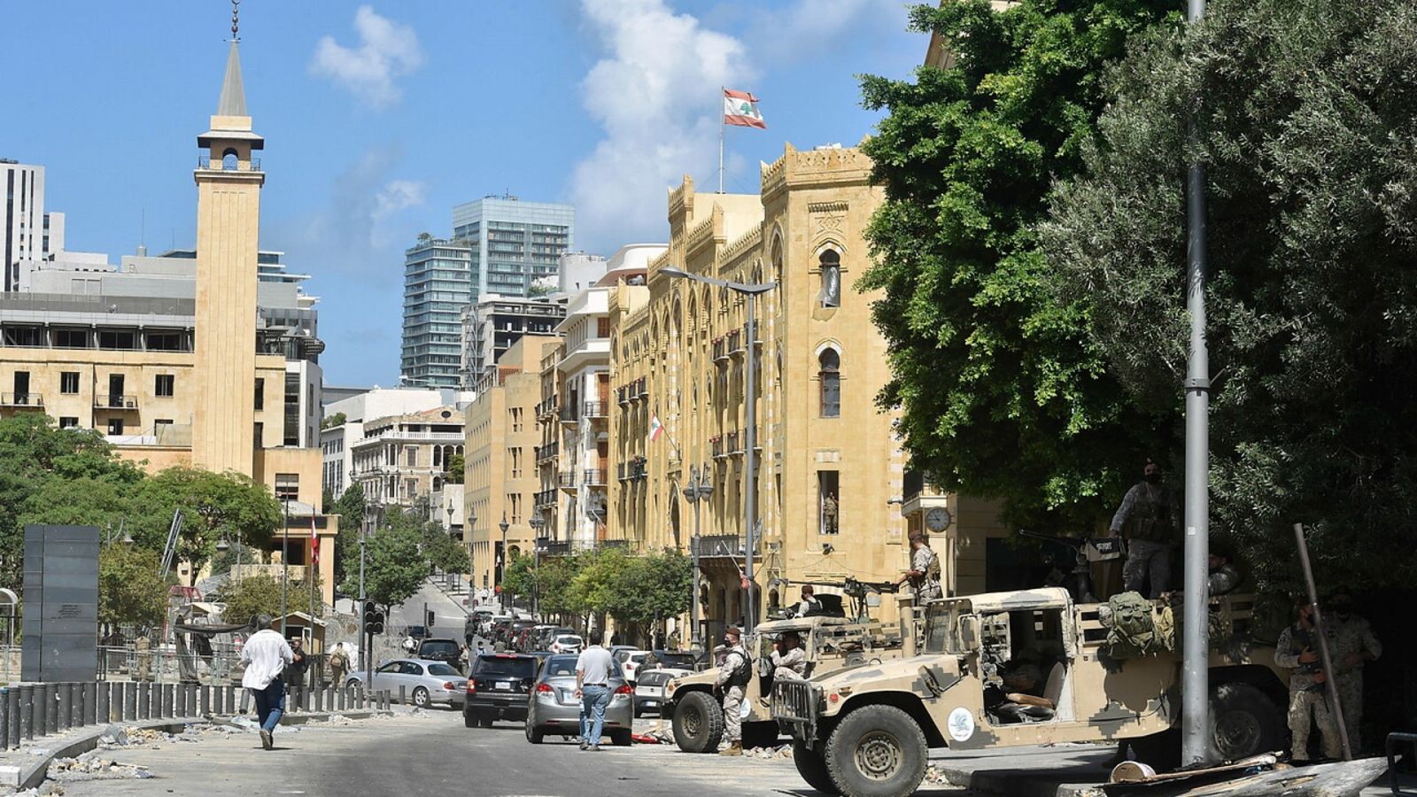 14 horas fin de semana - Primera dimisión en el gobierno de Líbano donde se esperan nuevas manifestaciones - Escuchar ahora