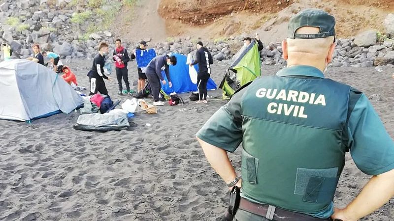 24 horas fin de semana - 20 horas - Quedada en la Orotava para contagiarse el covid-19, 62 personas involucradas - Escuchar ahora