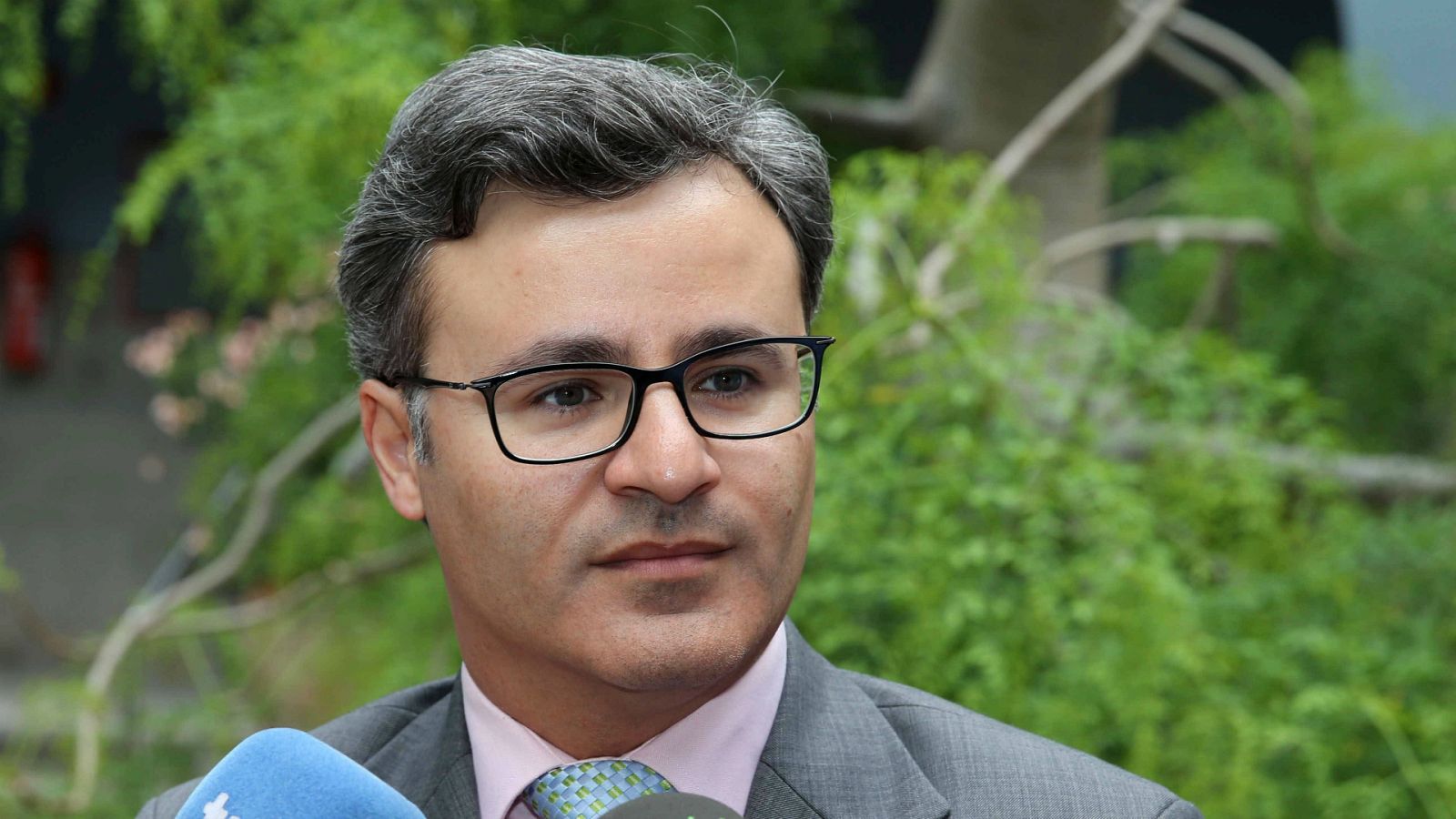 14 horas - Haizam Amirah-Fernández: "Líbano no saldrá adelante hasta que los grupos religiosos dejen de repartirse el poder" - Escuchar ahora