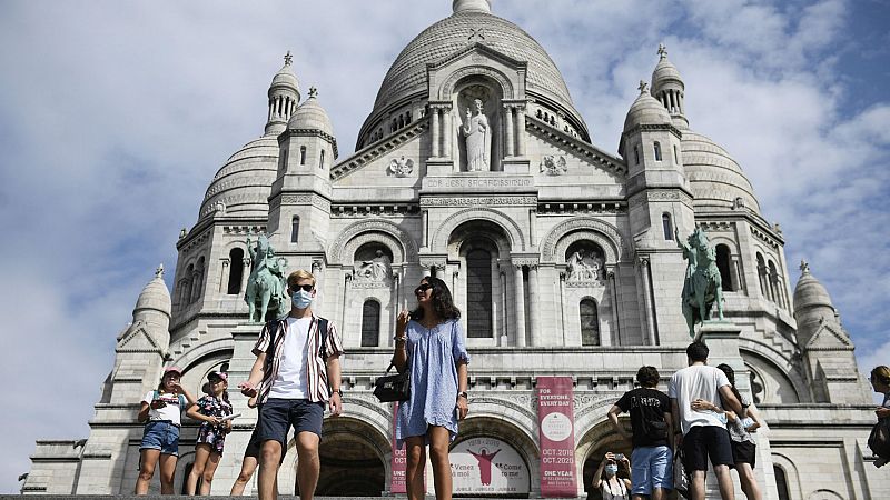 Boletines RNE - La Policía vigilará el uso de las mascarillas en Francia - Escuchar ahora