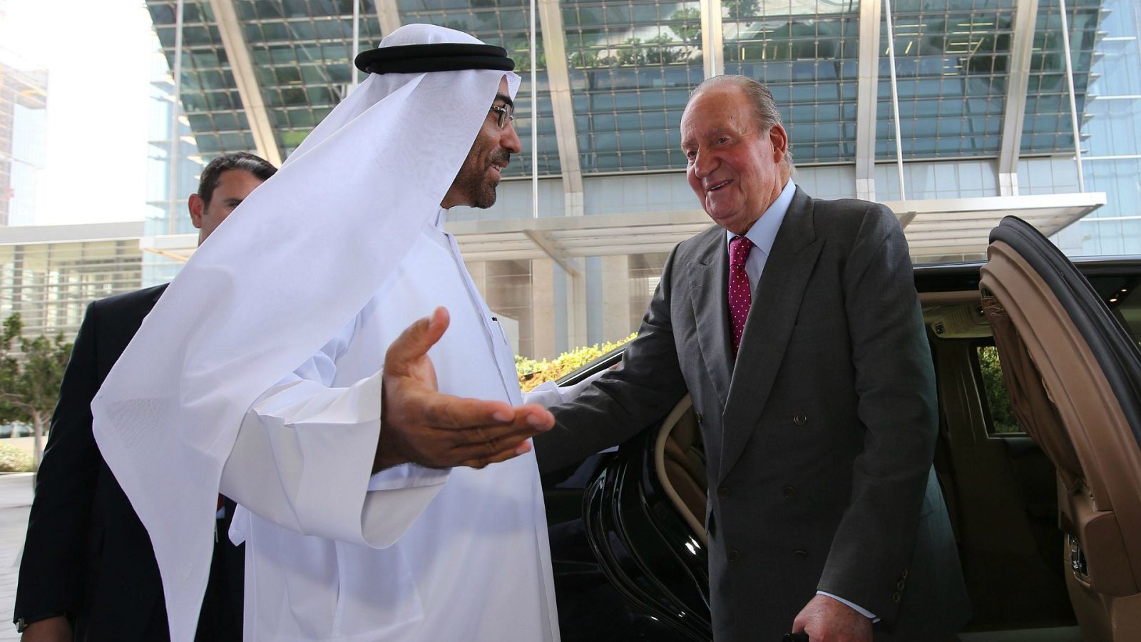 14 horas - Juan Carlos I está en Emiratos Árabes Unidos desde el 3 de agosto - Escuchar ahora