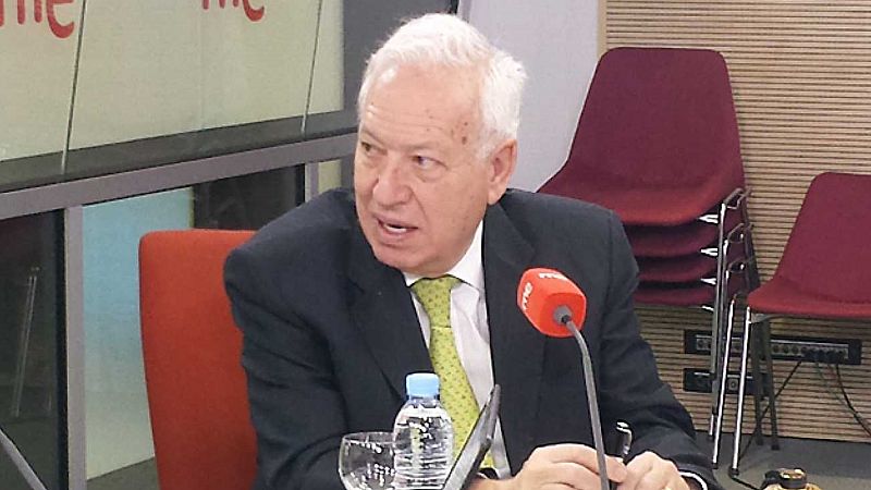 24 horas - Margallo: "El portavoz del grupo tiene que refrenar sus impulsos personales para reflejar el deseo de la mayoría" - Escuchar ahora