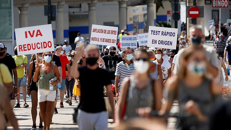 14 horas fin de semana - Manifestación de la hosteleria en Benidorm para pedir la revocación del cierre nocturno - Escuchar ahora 