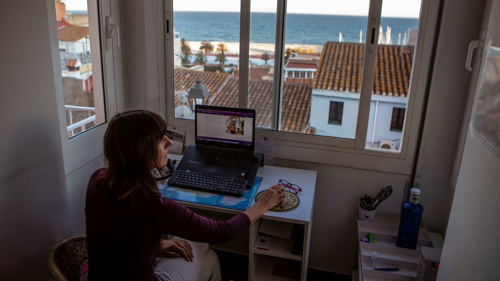 14 horas - El Gobierno contempla ampliar el control de las empresas sobre el teletrabajo - Escuchar ahora