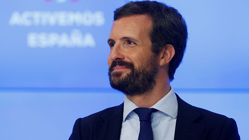 Boletines RNE - Casado acusa a Sánchez de "escabullirse de sus responsabilidades" - Escuchar ahora