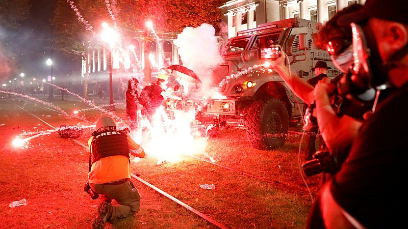  Las mañanas de RNE con Íñigo Alfonso - Crecen las protestas en EE.UU. tras el último episodio de violencia policial - Escuchar ahora