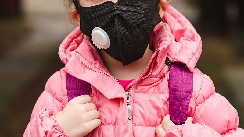 24 horas - ¿Cómo enseñar a que los niños lleven la mascarilla en la vuelta a clase? - Escuchar ahora